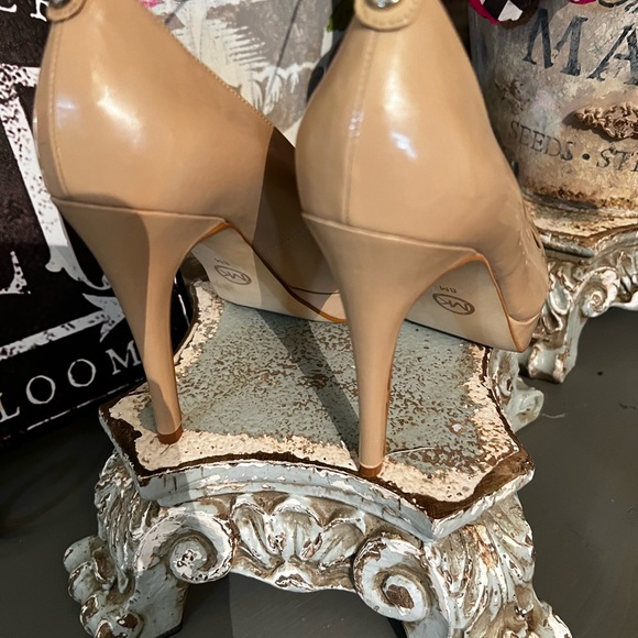 Michael Kors open toe heel Excellent condition only worn a couple of times - Picture 5 of 5